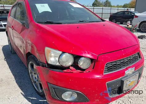 2015 Chevrolet Sonic Ltz Auto из США, поврежденный, VIN 1G1JE6SBXF4103136